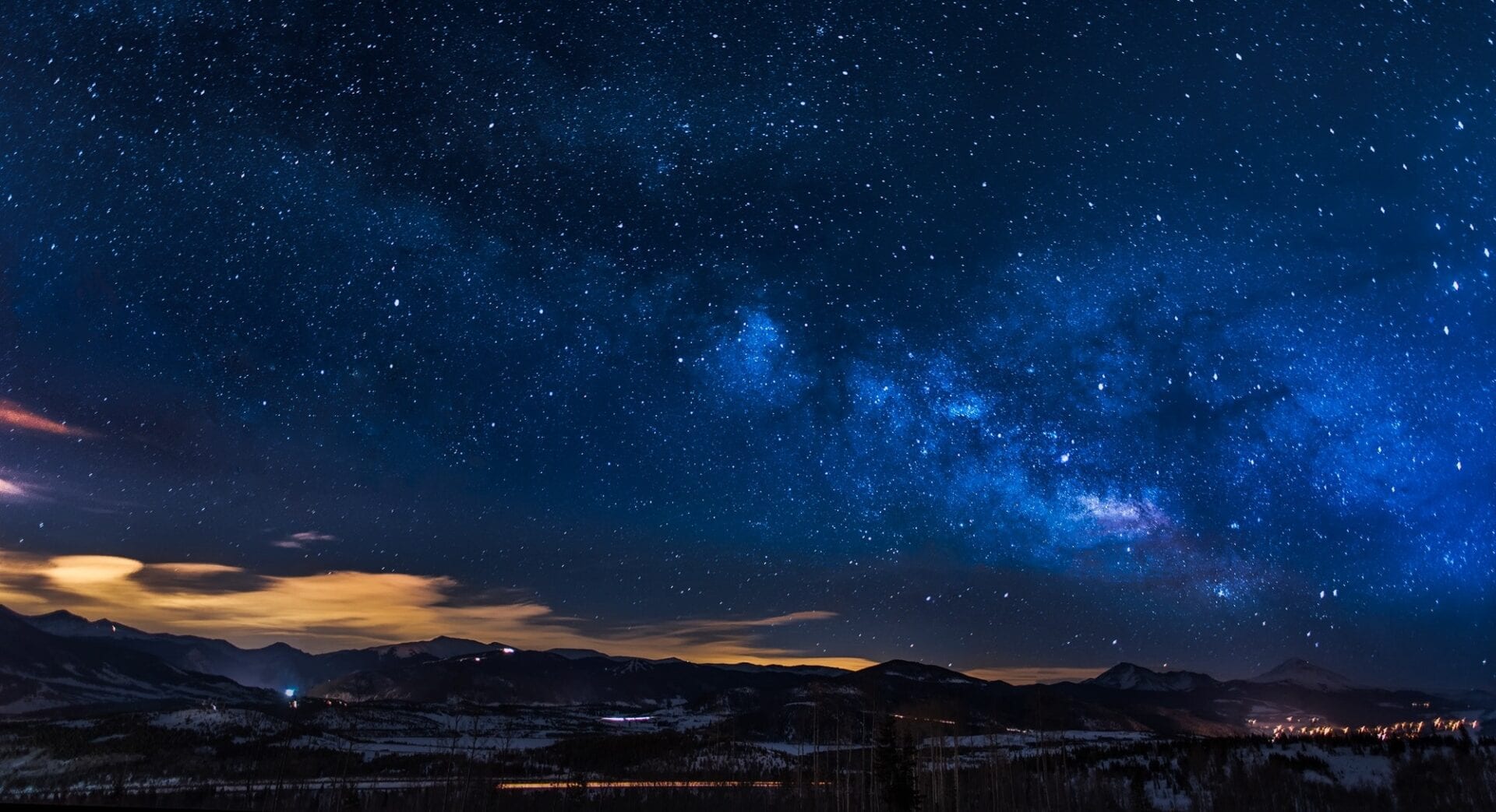 night sky mountains